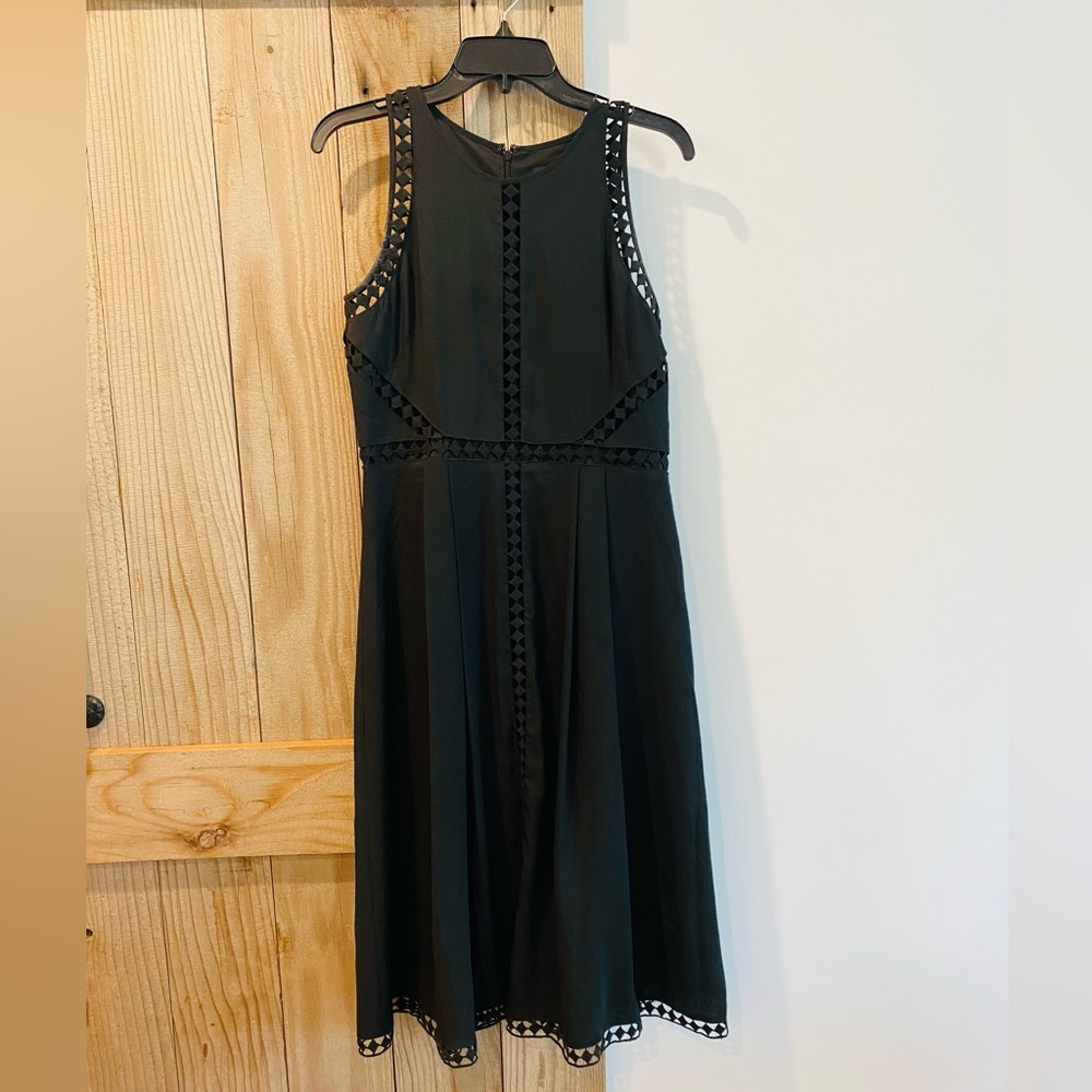Ann Taylor Black Embroidered Lace-Trimmed Sleeveless Midi Dress, Size 4